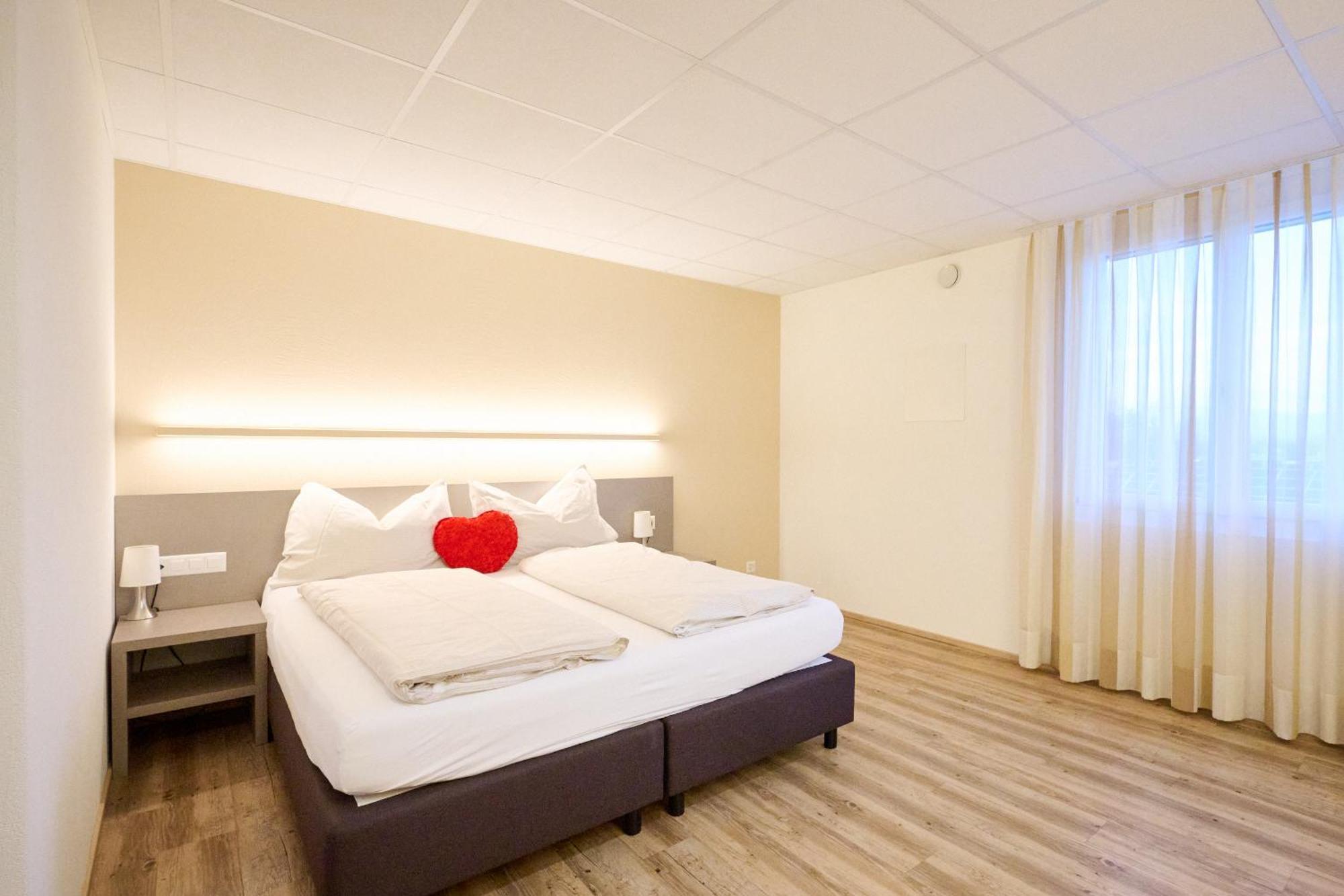 Hotel Am Kreisel Self-Check-In By Smart Hotels لاخن المظهر الخارجي الصورة