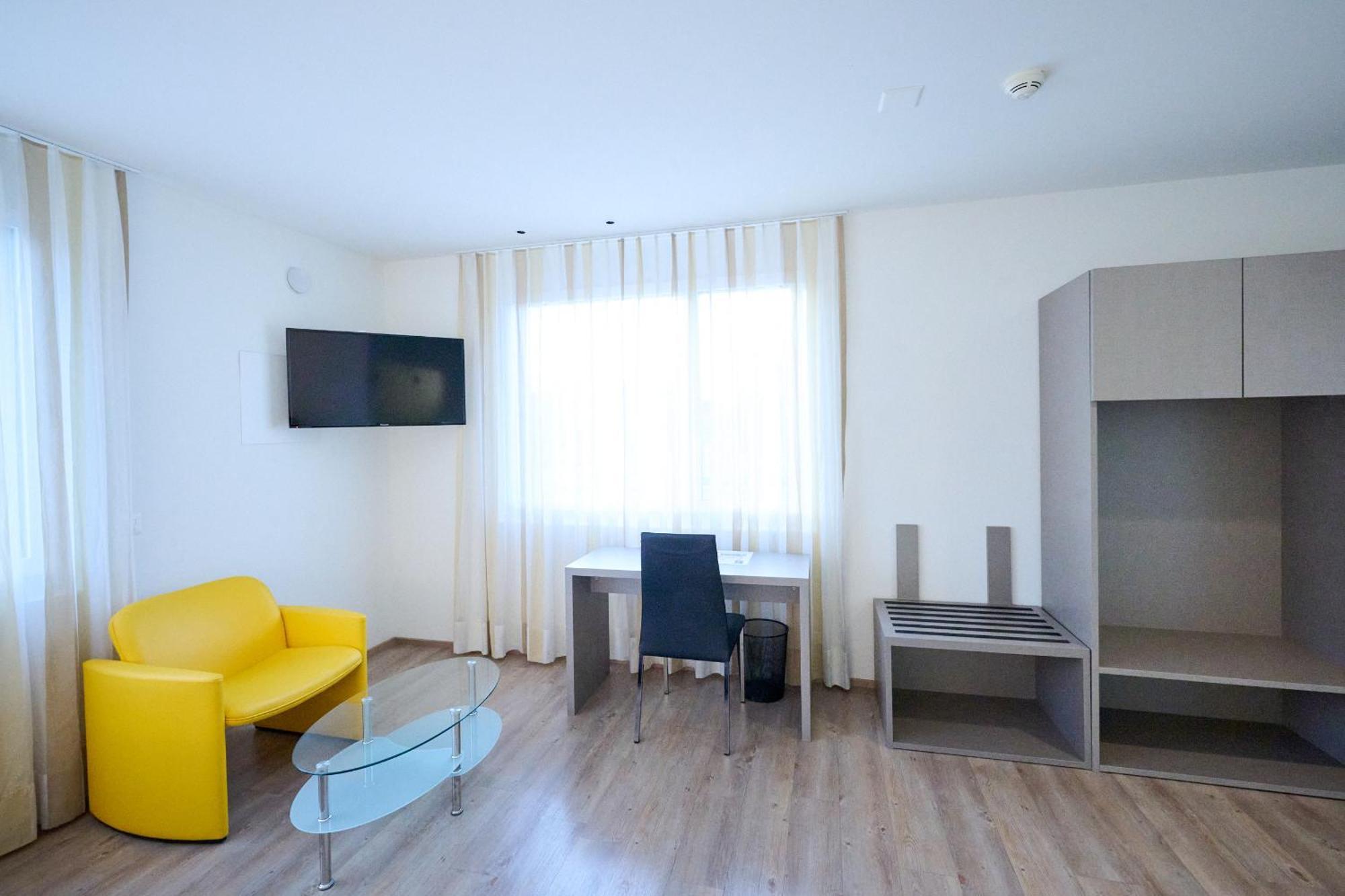 Hotel Am Kreisel Self-Check-In By Smart Hotels لاخن المظهر الخارجي الصورة